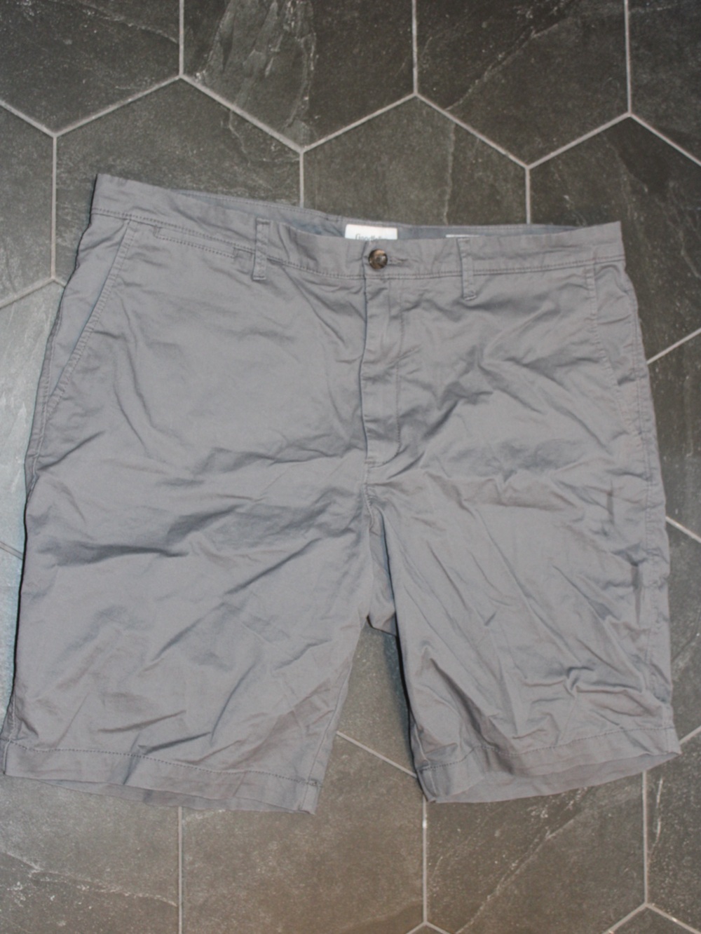 Goodfellow & Co. Men's Every Wear Linden Flat-Front Chino Shorts 38